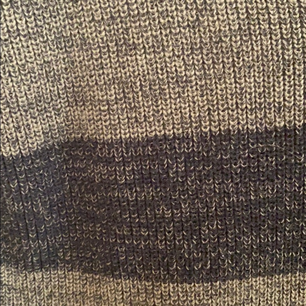 Express sweater - Picture 6 of 9